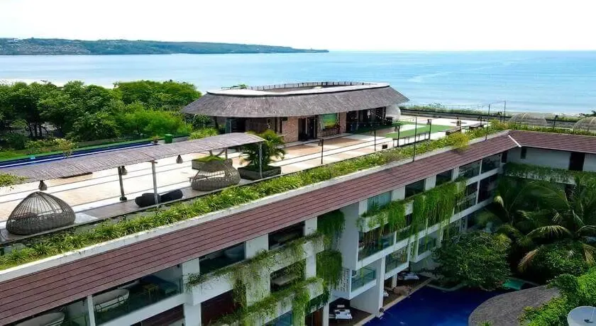 (Jimbaran Bay Beach Resort & Spa) Similar