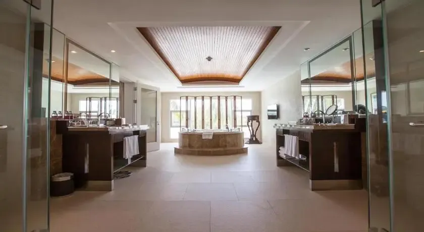 (Phuket Panwa Beachfront Resort) Similar