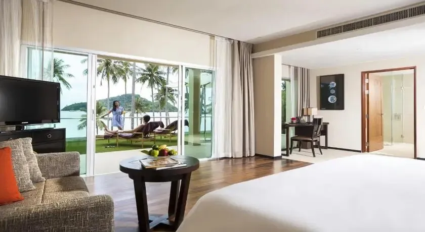 (Phuket Panwa Beachfront Resort) Similar